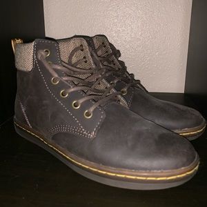 dr martens boots